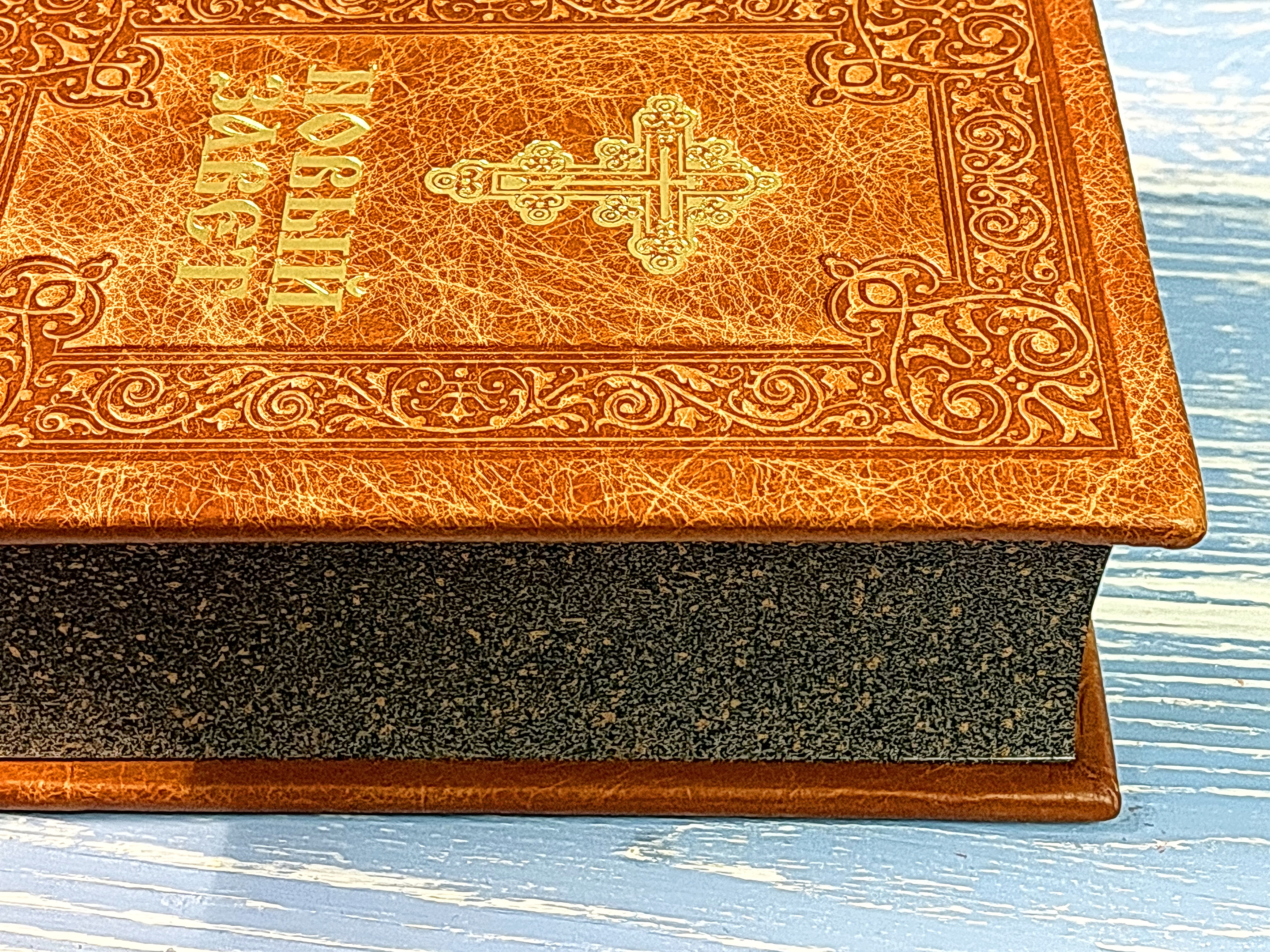 Новый Завет на русском языке (кожа) - фото2